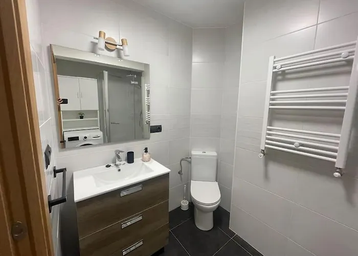 Amplio Piso Cerca Sardinero * Santander